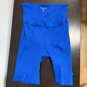 Year of Ours - Ribbed Biker Shorts - Size Medium